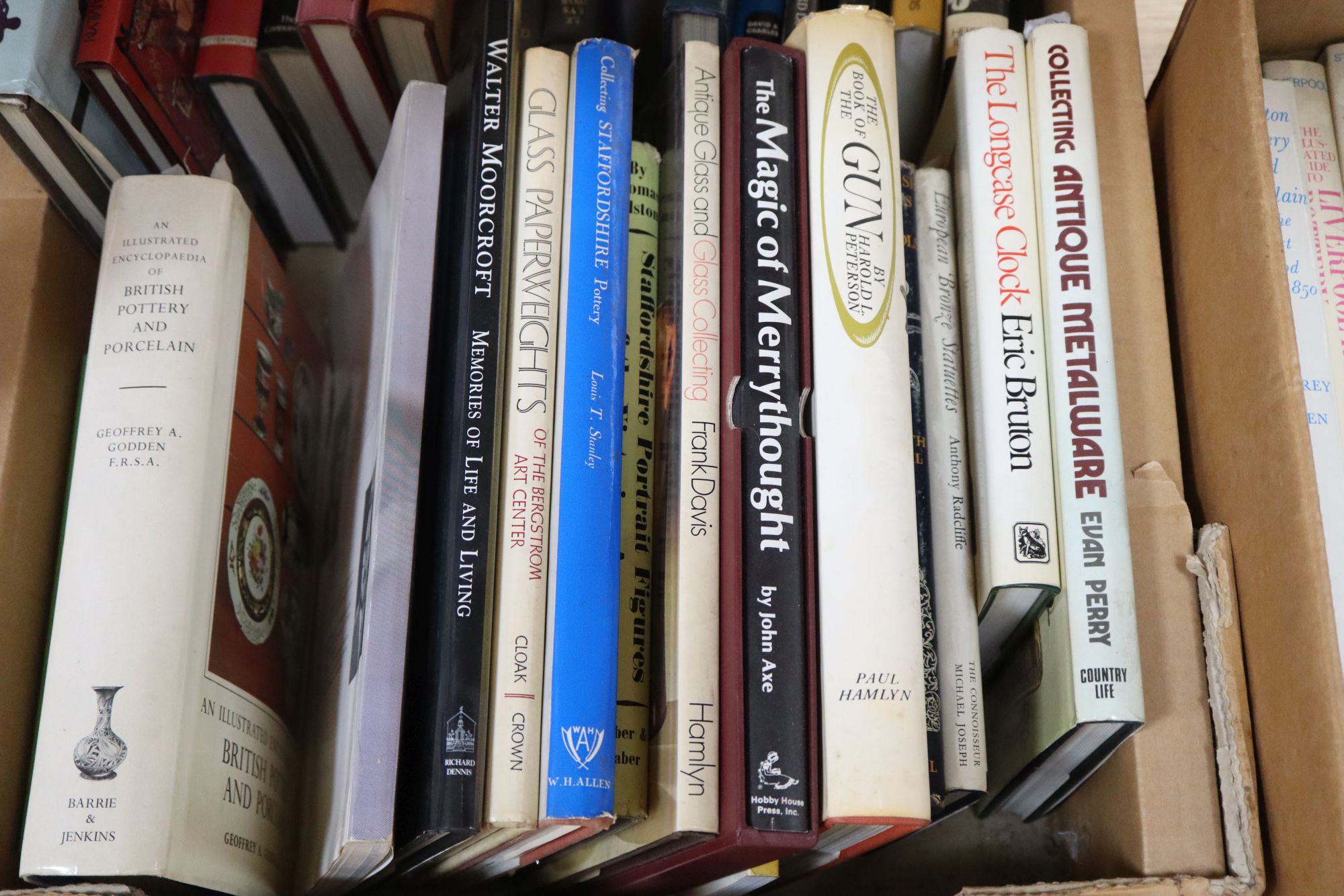 A quantity of Antiques and reference books, largely ceramics and furniture
